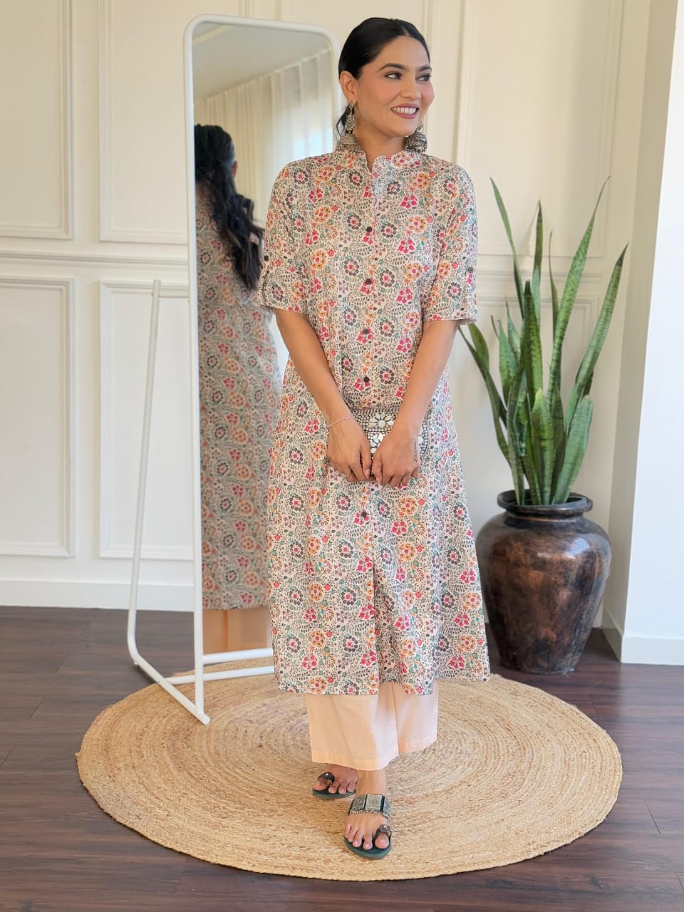 Cotton Printed Straight Kurta with Peach Cream Pants