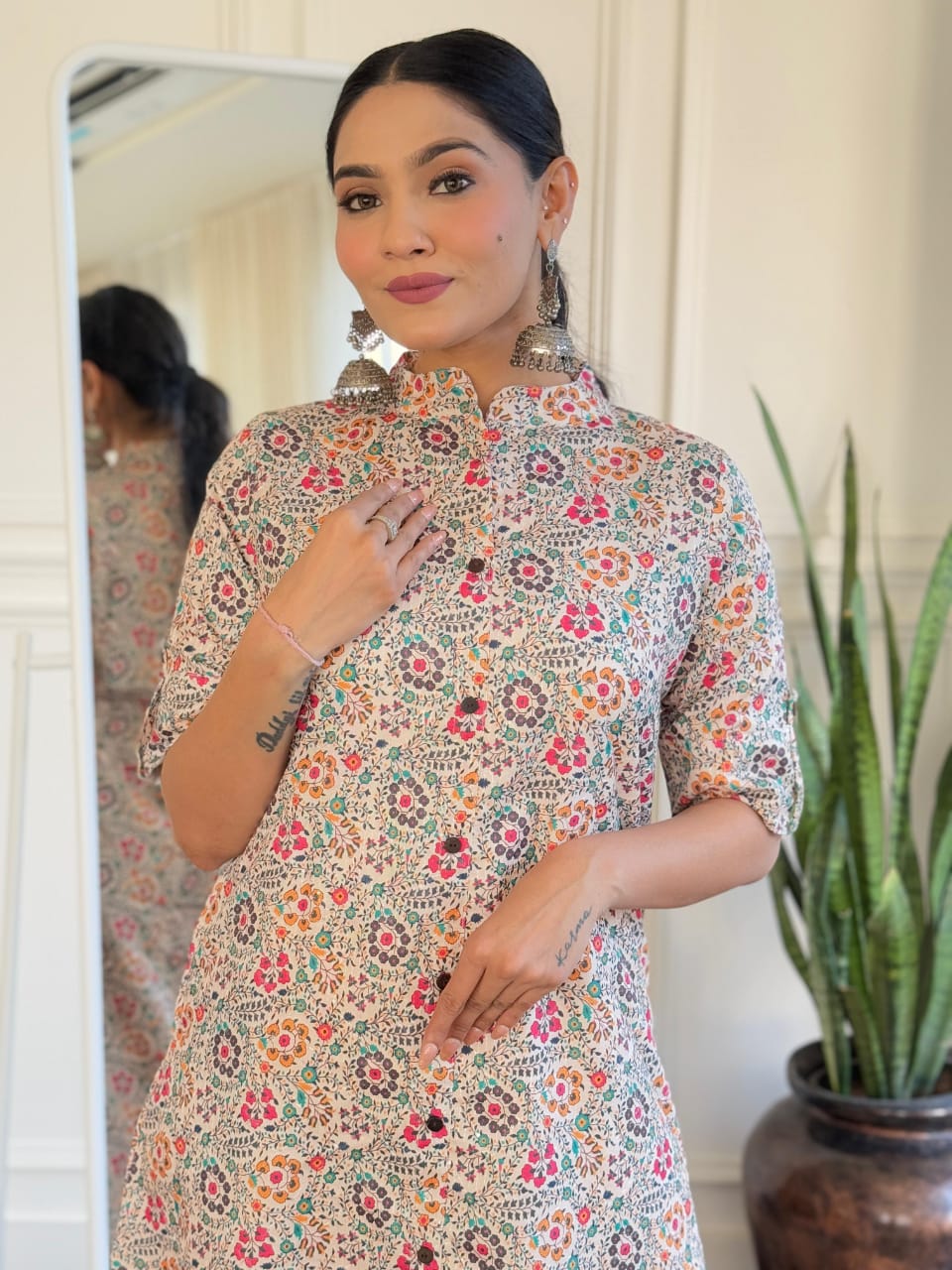 Cotton Printed Straight Kurta with Peach Cream Pants
