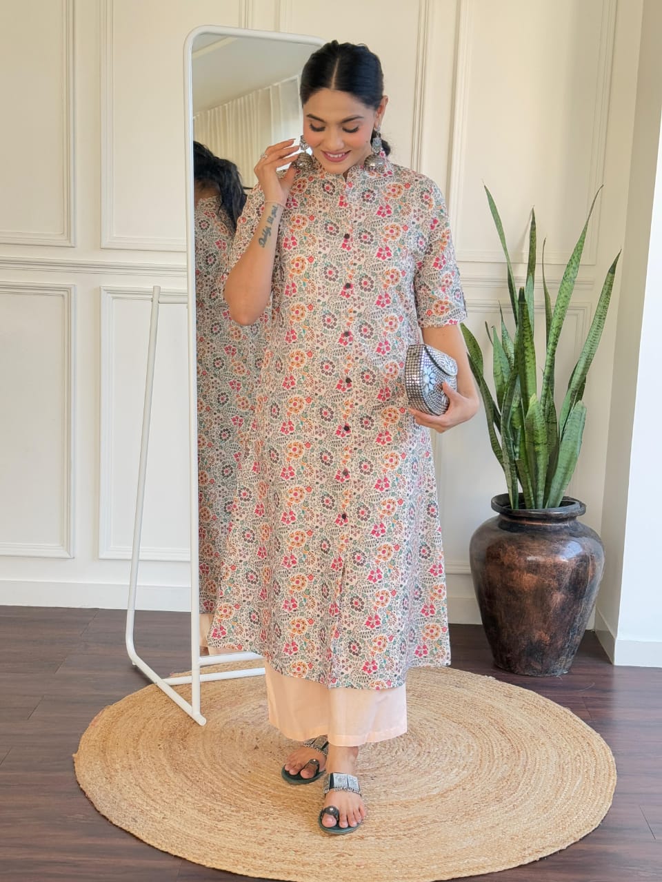 Cotton Printed Straight Kurta with Peach Cream Pants