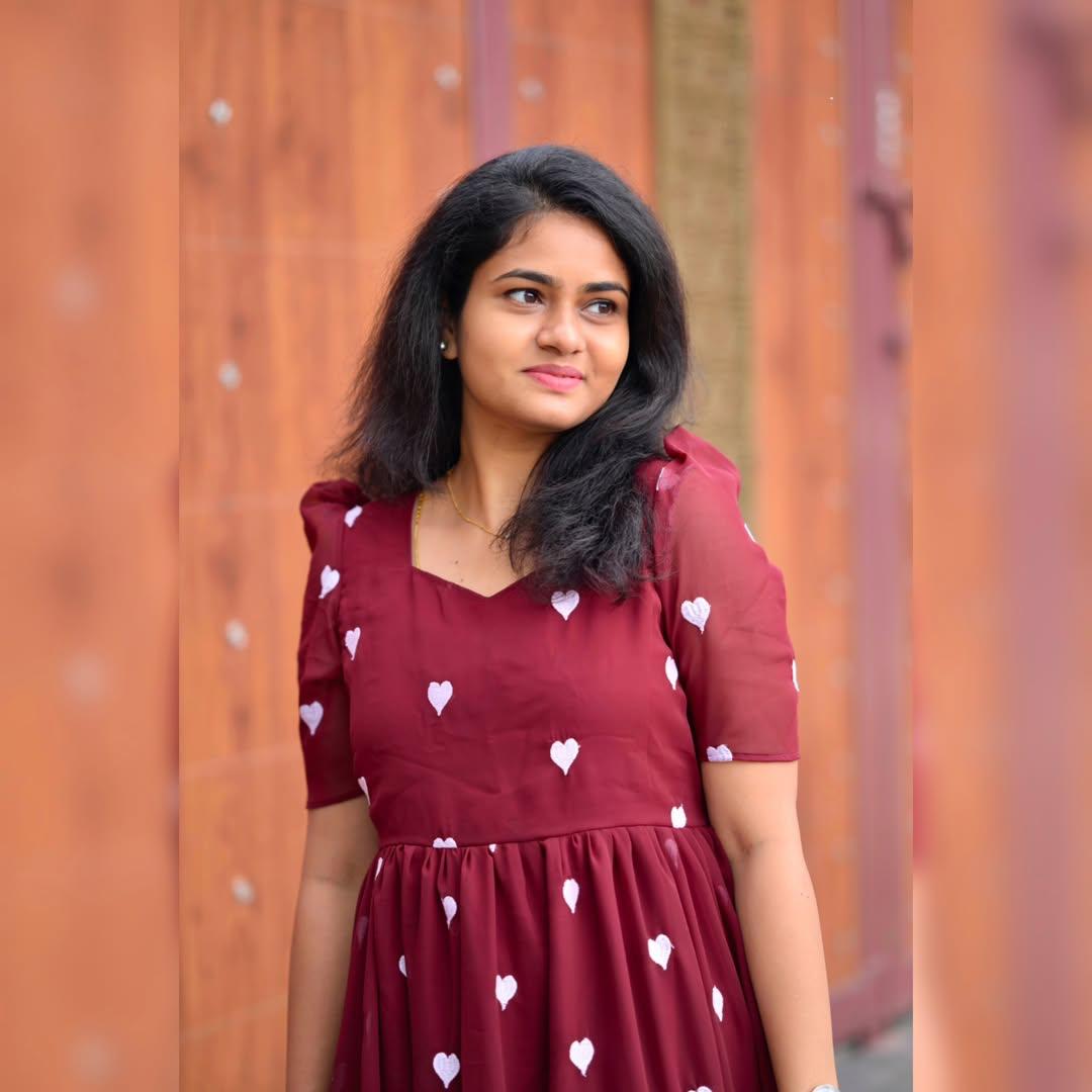 Maroon Cotton Midi Dress with Heart Print