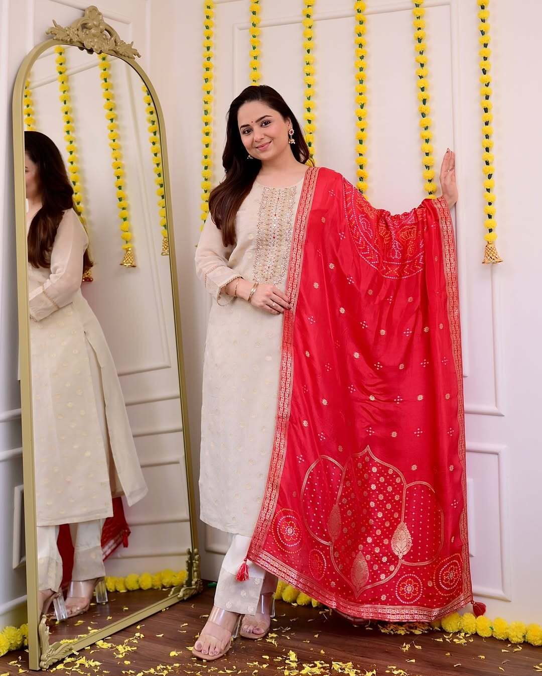Graceful Ivory Embroidered Kurta Set with Vibrant Red Bandhani Dupatta