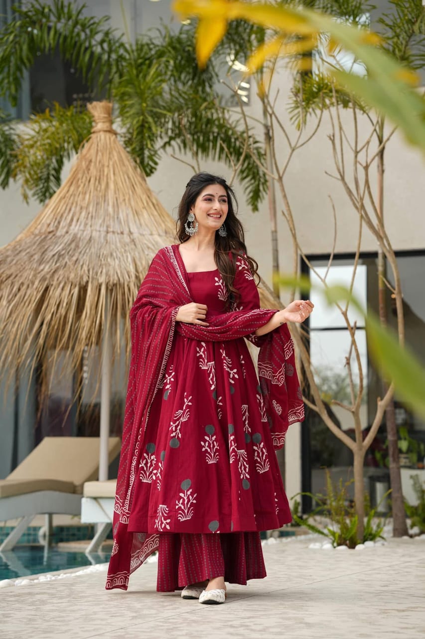 Red Hand block Cotton Kurta Set with Dupatta