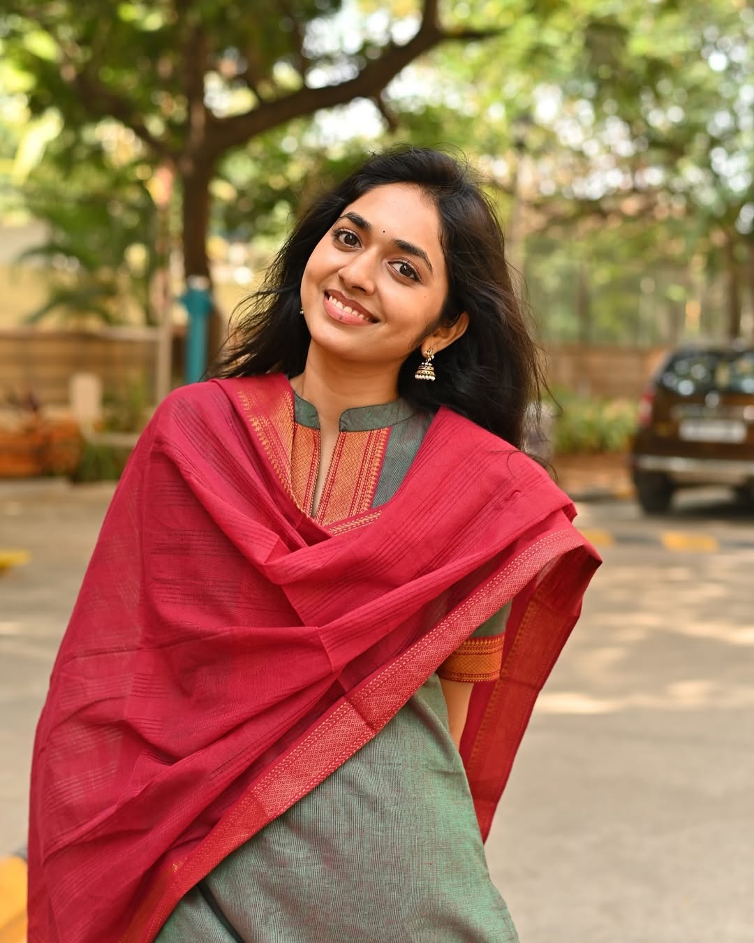 Grey & Maroon Kanchi Cotton Kurta Set with Zari Panel Detailing